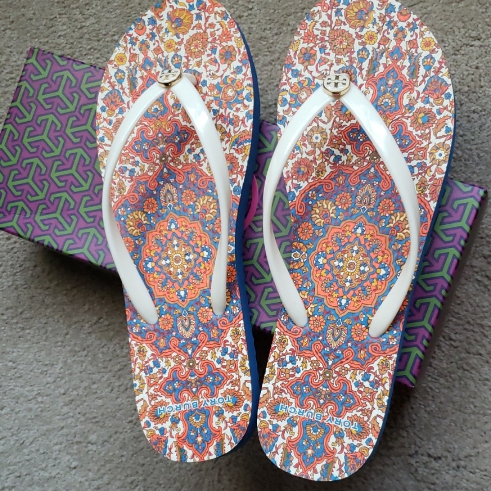 Tory Burch Ivory Flip Flop